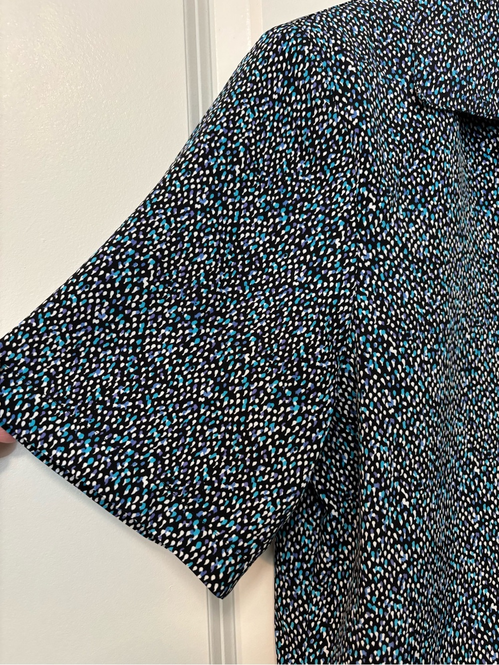 Worthington Vintage 90s Dot Print Short-Sleeve Button Down Top, Size M (Petite) - Picture 3 of 7